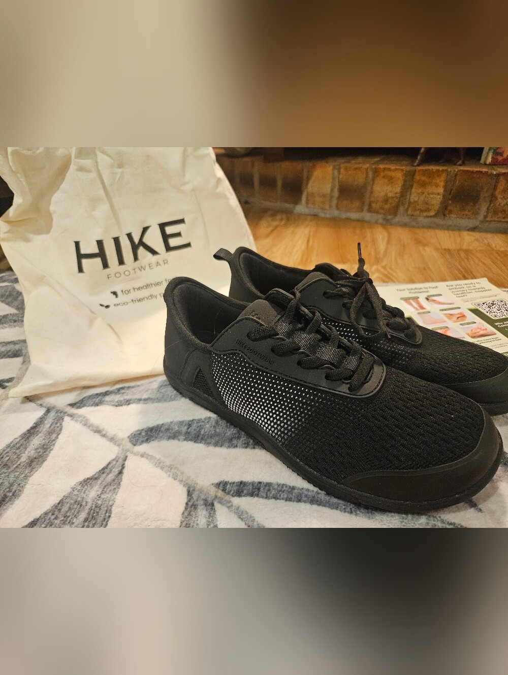 Hike HF Stride Barefoot Sneaker Black - Size Womens 9/9.5 Mens 7/7.5 EUR 40